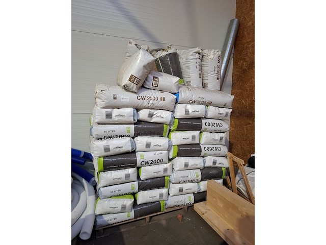 Ca. 56 zak a 50 liter egalisatievulling interzero, cw2000 - afbeelding 1 van  7