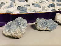 Ca. 56x celestien ruw stukje - afbeelding 2 van  4