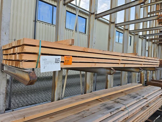 Ca. 56x douglas regels fijnbezaagd, 50x75mm, lengte 400cm - afbeelding 4 van  4