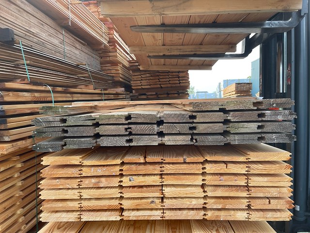Ca. 56x douglas wisselsponning/halfhoutsrabat, 18x130mm, lengte 300cm - afbeelding 3 van  3