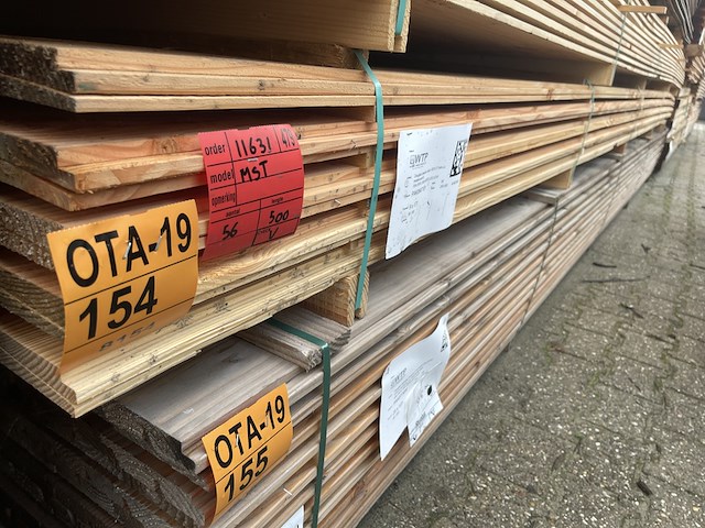 Ca. 56x douglas zweeds rabat, 21x190mm, lengte 500cm - afbeelding 2 van  3