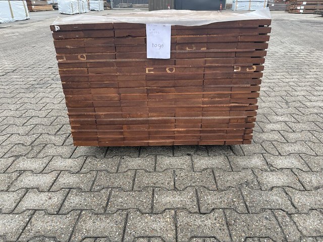 Ca. 56x guyana ipé planken geschaafd, 25x140mm, lengte 310cm - afbeelding 2 van  4