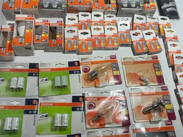 Ca. 56x lampen en accessoires osram - afbeelding 4 van  6