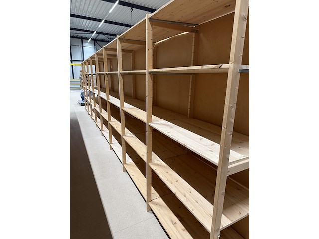 Ca. 57 meter legbordstelling, noordrek, houten legbord, blank hout - afbeelding 6 van  12