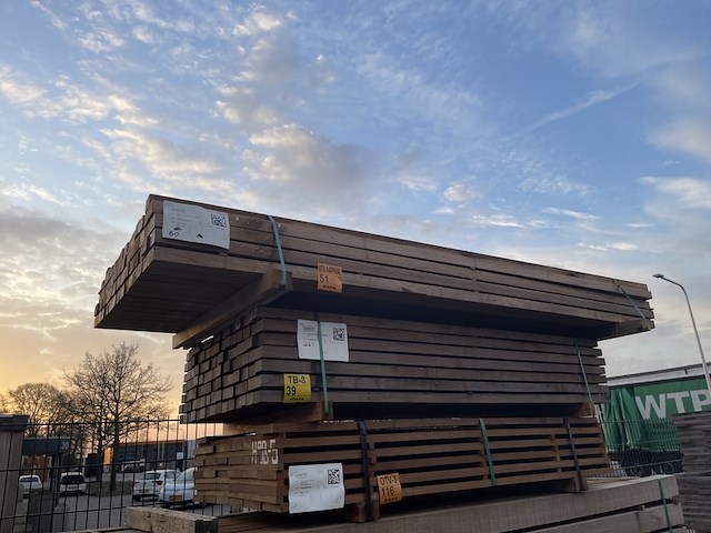 Ca. 58x guyana teak regels geschaafd, 45x68mm, lengte 275cm - afbeelding 4 van  4