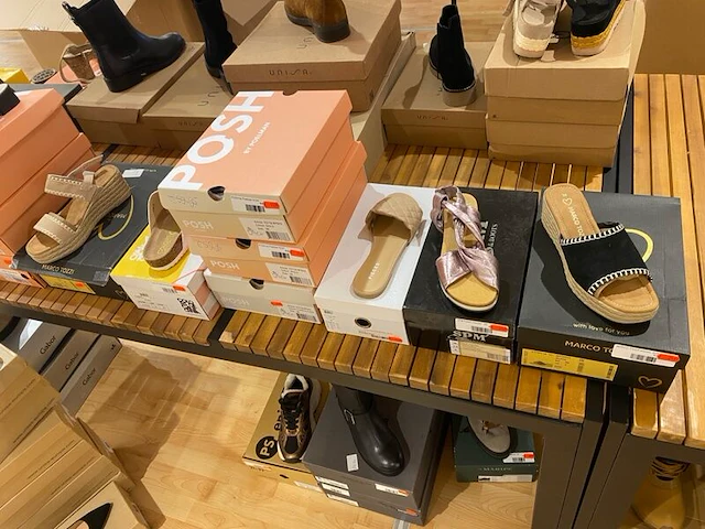 Ca. 58x schoenen, posh poelman, bronx, unisa etc. - afbeelding 3 van  6