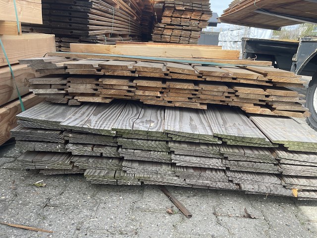 Ca. 58x thermo vuren channelsiding , 18x142mm, lengte 360cm - afbeelding 2 van  3