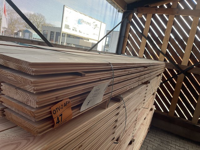 Ca. 59x douglas veer en groef, 18x185mm, lengte 400cm - afbeelding 2 van  3