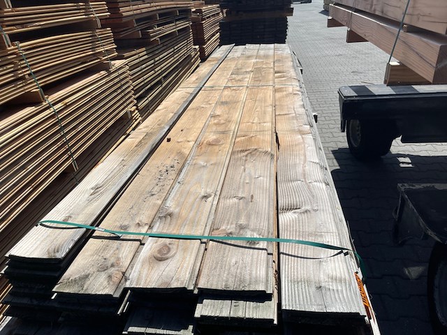Ca. 59x douglas wisselsponning, 18x190mm, lengte 400cm - afbeelding 1 van  3