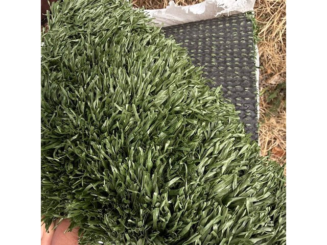 Ca. 5m2 kunstgras, 30 mm hoog, groen - afbeelding 2 van  2