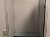 Ca. 6 meter dubbelzijdige kleedruimte-module — 12x kleedkamer - afbeelding 2 van  12