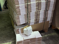 Ca. 600x verzenddoosjes 13x12x10cm, wit - afbeelding 3 van  4
