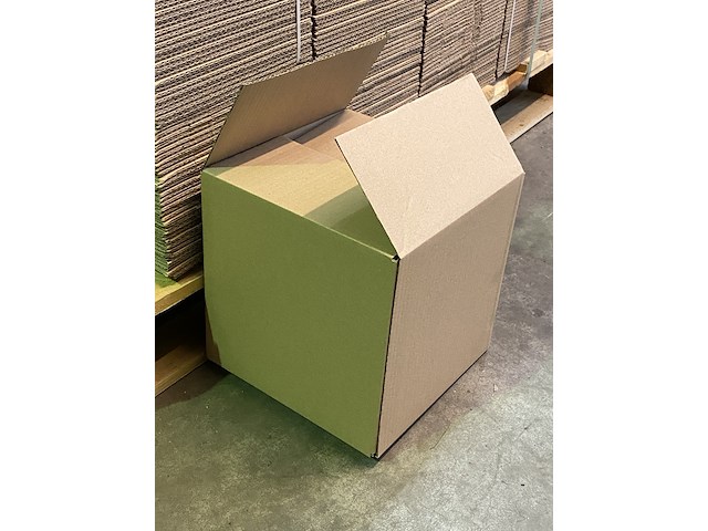 Ca. 600x verzenddozen 24x24x24cm, bruin - afbeelding 2 van  2