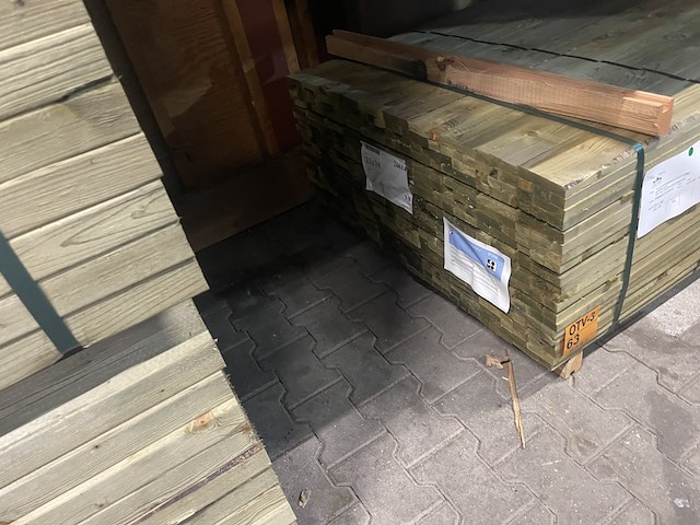 Ca. 600x vuren latten geschaafd geïmpregneerd, 21x36mm, lengte 390cm - afbeelding 3 van  3