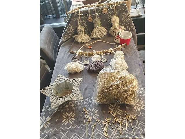 Ca. 605x decoratie en kerst artikelen - afbeelding 11 van  44