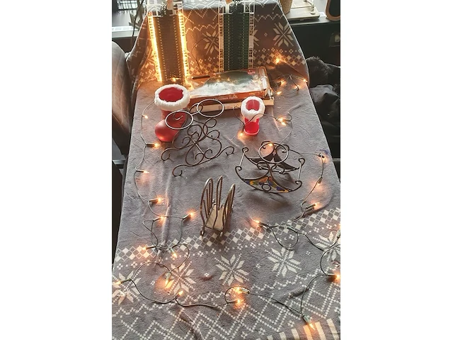 Ca. 605x decoratie en kerst artikelen - afbeelding 15 van  44
