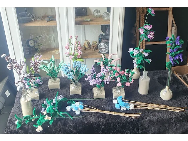 Ca. 605x decoratie en kerst artikelen - afbeelding 1 van  44