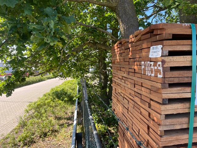 Ca. 60x angelim pedra beschoeiingsplanken, 20x100mm, lengte 32/400cm 24/450cm, 4/500cm - afbeelding 3 van  3