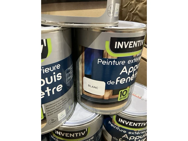 Ca. 60x blikken kozijnen buitenverf, inventiv - afbeelding 2 van  5
