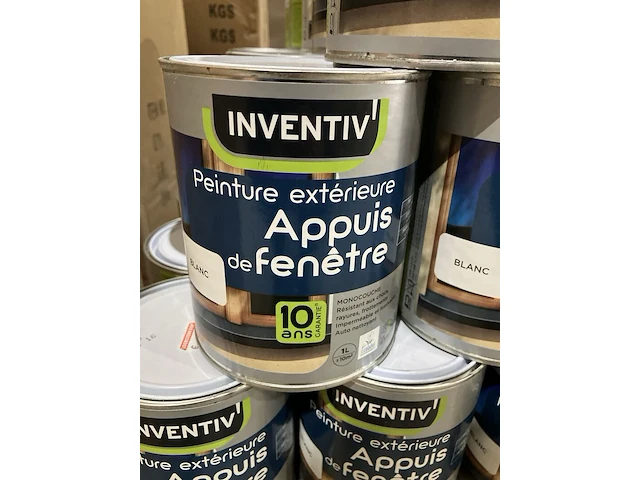 Ca. 60x blikken kozijnen buitenverf, inventiv - afbeelding 3 van  5