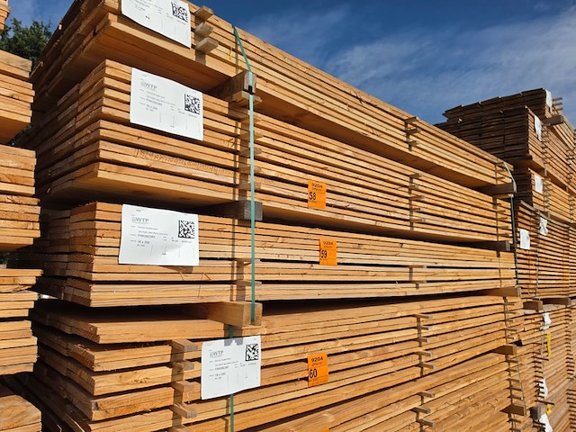 Ca. 60x douglas planken fijnbezaagd, 18x200mm, lengte 300cm - afbeelding 4 van  4