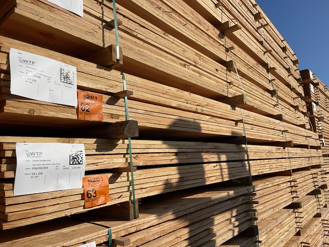 Ca. 60x douglas planken fijnbezaagd, 18x200mm, lengte 500cm - afbeelding 4 van  4