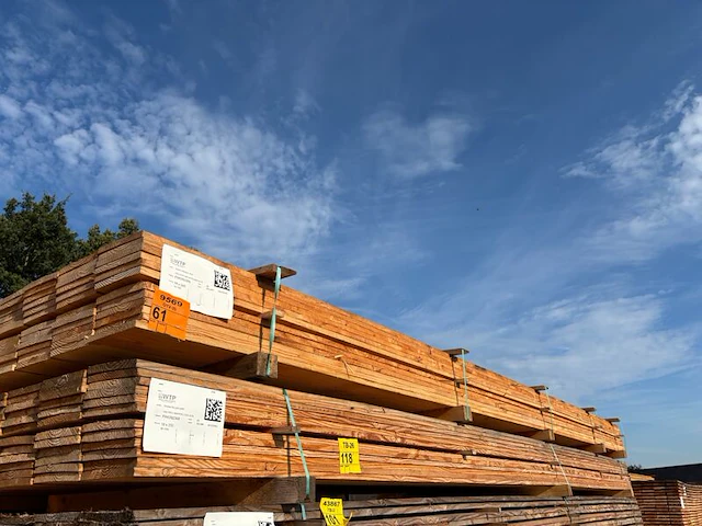 Ca. 60x douglas planken fijnbezaagd, 18x200mm, lengte 500cm - afbeelding 4 van  4