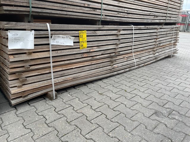 Ca. 60x douglas planken fijnbezaagd, 22x200mm, lengte 400cm - afbeelding 4 van  4