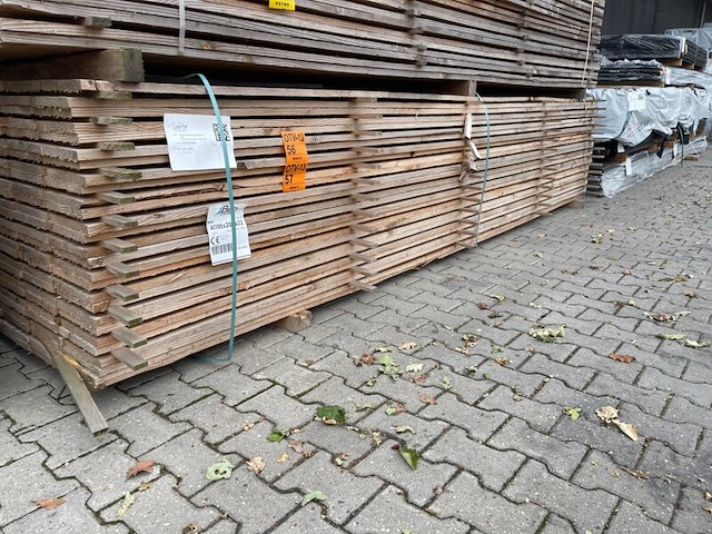 Ca. 60x douglas planken fijnbezaagd, 22x200mm, lengte 400cm - afbeelding 4 van  4