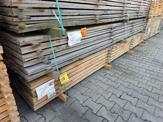 Ca. 60x douglas planken fijnbezaagd, 22x200mm, lengte 400cm - afbeelding 4 van  4