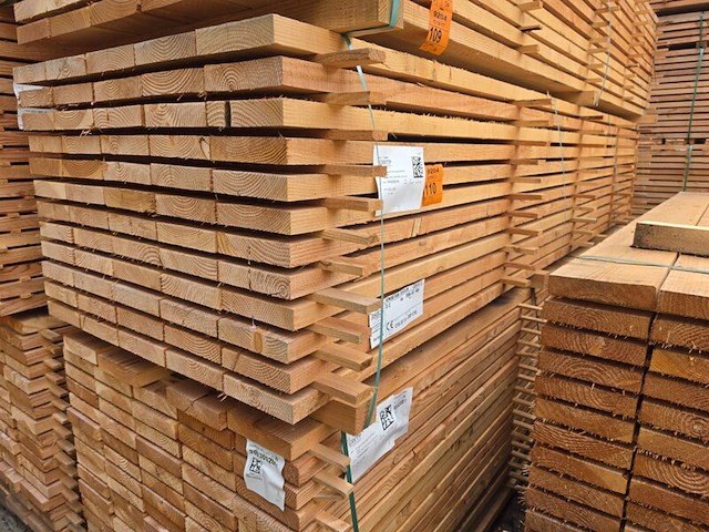 Ca. 60x douglas planken fijnbezaagd, 43x200mm, lengte 400cm - afbeelding 4 van  4