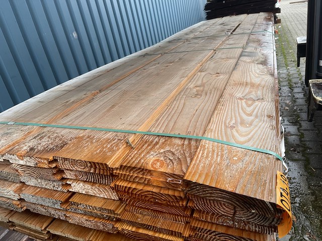 Ca. 60x douglas wisselsponning, 18x190mm, lengte 400cm - afbeelding 1 van  3