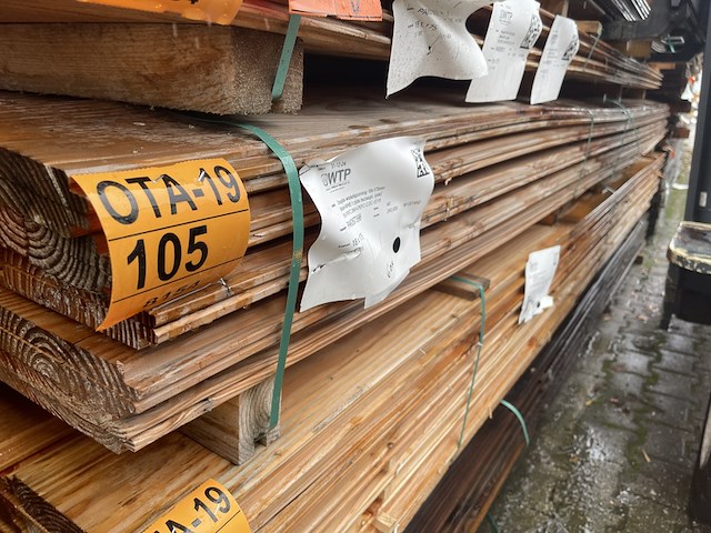 Ca. 60x douglas wisselsponning, 18x190mm, lengte 400cm - afbeelding 2 van  3