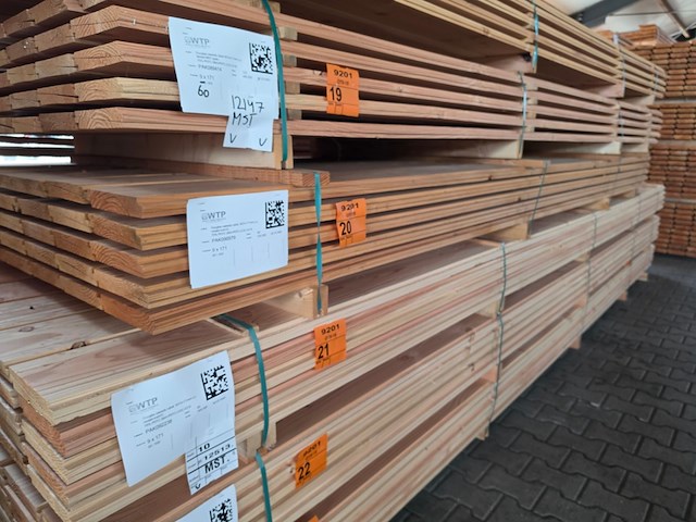 Ca. 60x douglas zweeds rabat, 21x190mm, lengte 400cm - afbeelding 4 van  4