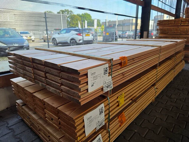 Ca. 60x douglas zweeds rabat, 21x190mm, lengte 400cm - afbeelding 4 van  4
