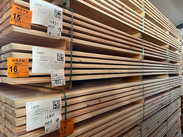 Ca. 60x douglas zweeds rabat, 21x190mm, lengte 400cm - afbeelding 4 van  4
