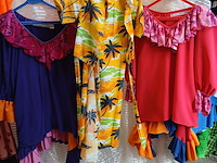 Ca. 60x hawaï en mexicaans outfits - afbeelding 3 van  6
