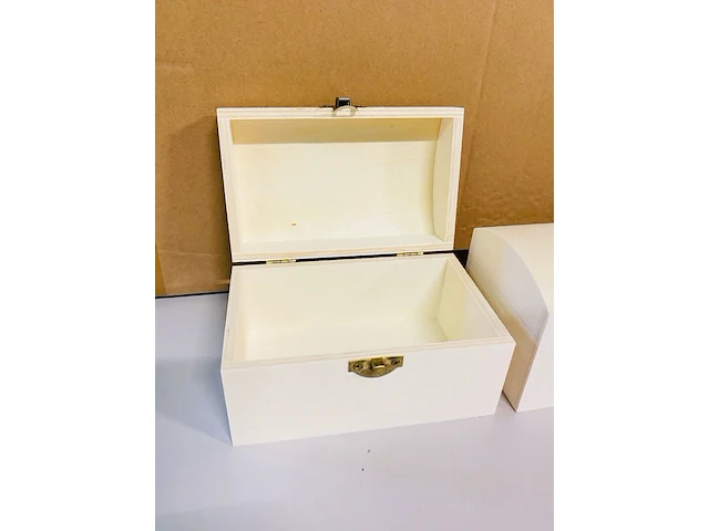 Ca. 60x houten schatkistjes - afbeelding 3 van  5