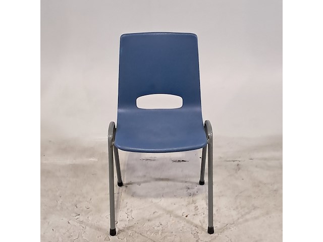 Ca. 60x kantinestoel - afbeelding 1 van  6
