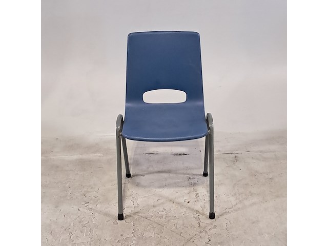 Ca. 60x kantinestoel - afbeelding 1 van  5