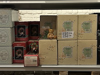 Ca. 60x knuffels/speelgoed cherished teddies, enesco, neca - afbeelding 1 van  9