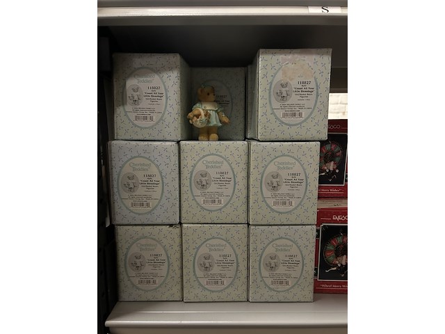 Ca. 60x knuffels/speelgoed cherished teddies, enesco, neca - afbeelding 2 van  9