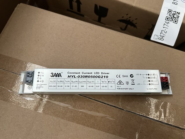 Ca. 60x led driver 3aaa, hyl-030r0500g210 tp - afbeelding 1 van  3