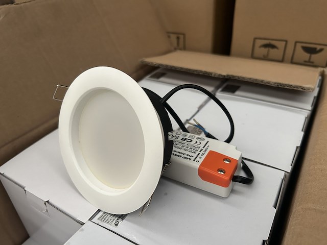 Ca. 60x led paneel inbouw met led driver ellipz lighting - afbeelding 1 van  4