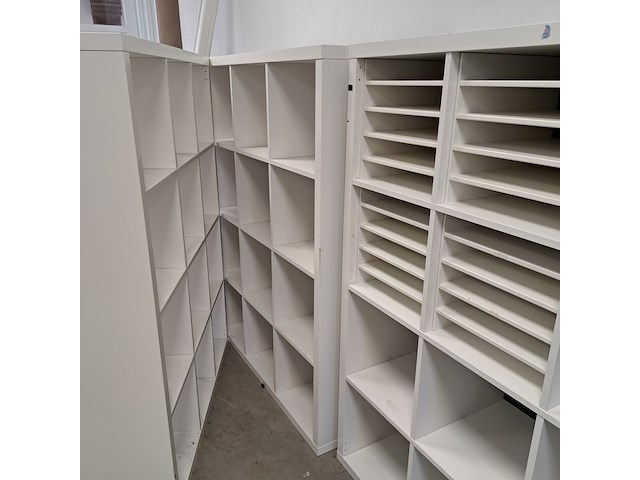 Ca. 60x (locatie deventer) diverse kasten, kallax, wit - afbeelding 8 van  28