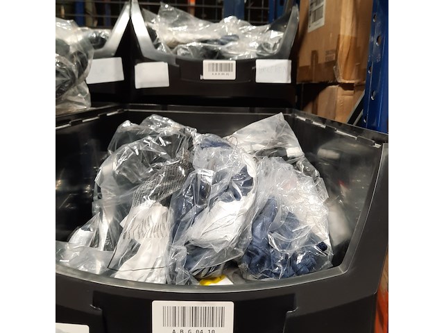 Ca. 60x sportbroek, nike - afbeelding 10 van  10