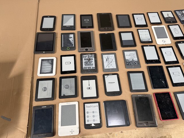 Ca. 61x e-reader - afbeelding 2 van  12