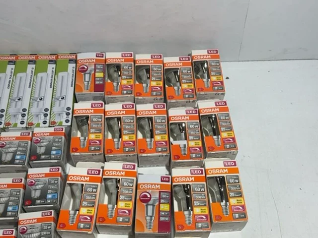 Ca. 61x osram led-lampen en spaarlampen - afbeelding 4 van  10