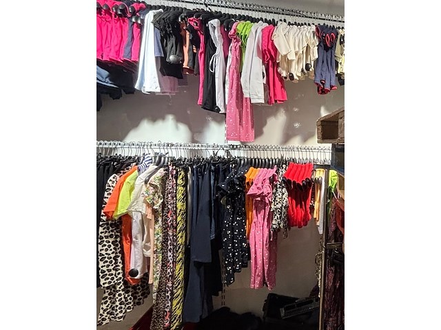 Ca. 626x truien, shirts, en zwembroeken, name it, b. nosy, claesen's®, maat 50 t/m 164 - afbeelding 1 van  5