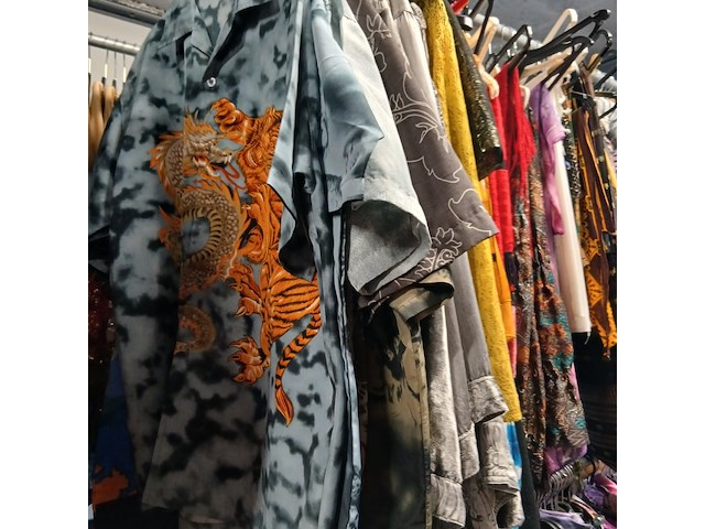 Ca. 63x chinees oosterse kleding - afbeelding 5 van  10